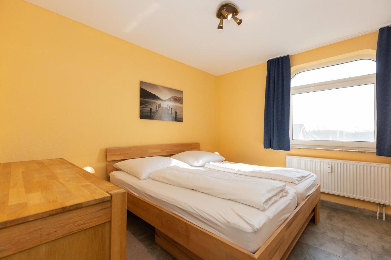 Trafalgar 227 * Cuxhaven